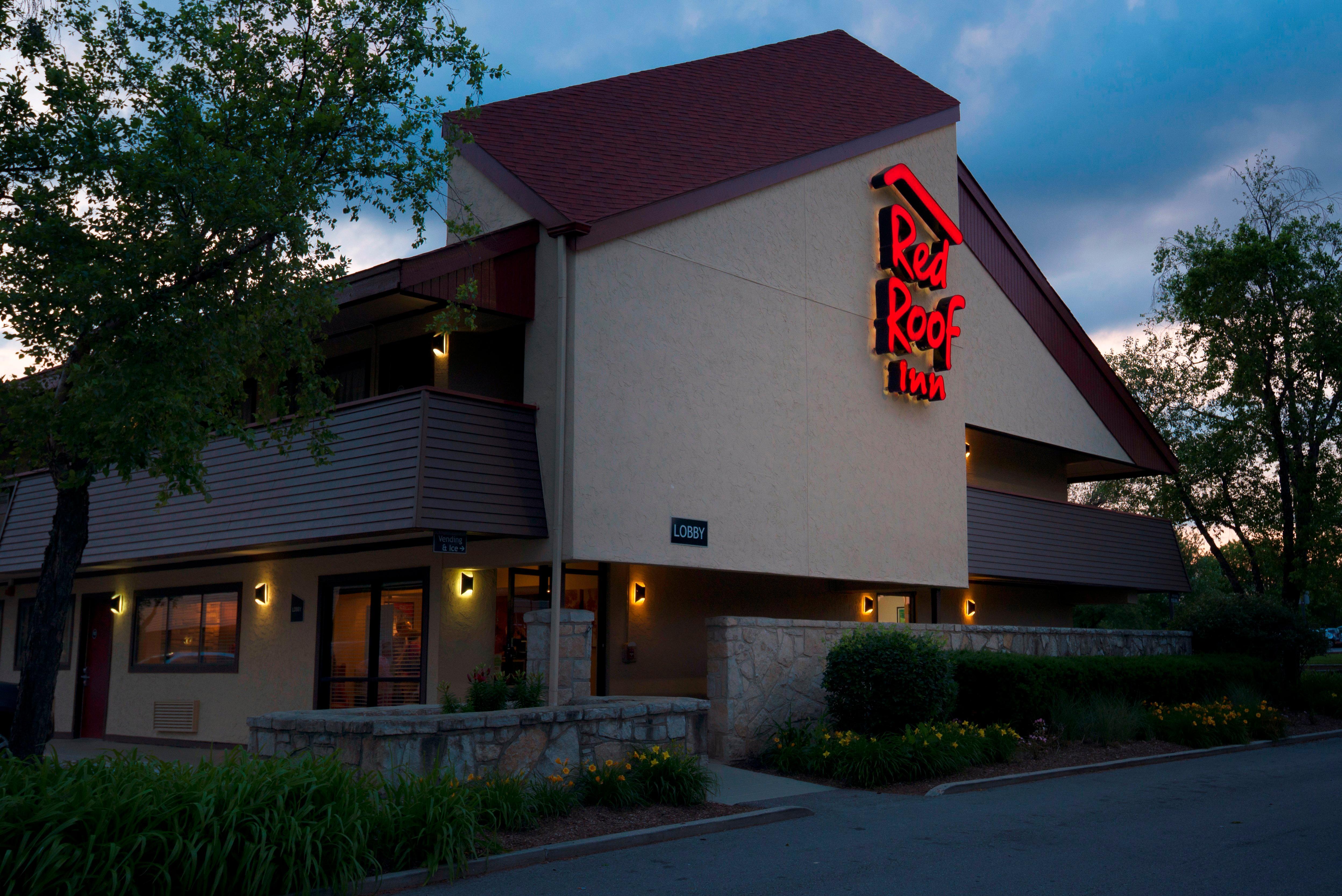 Red Roof Inn Rockford East - Casino District Extérieur photo