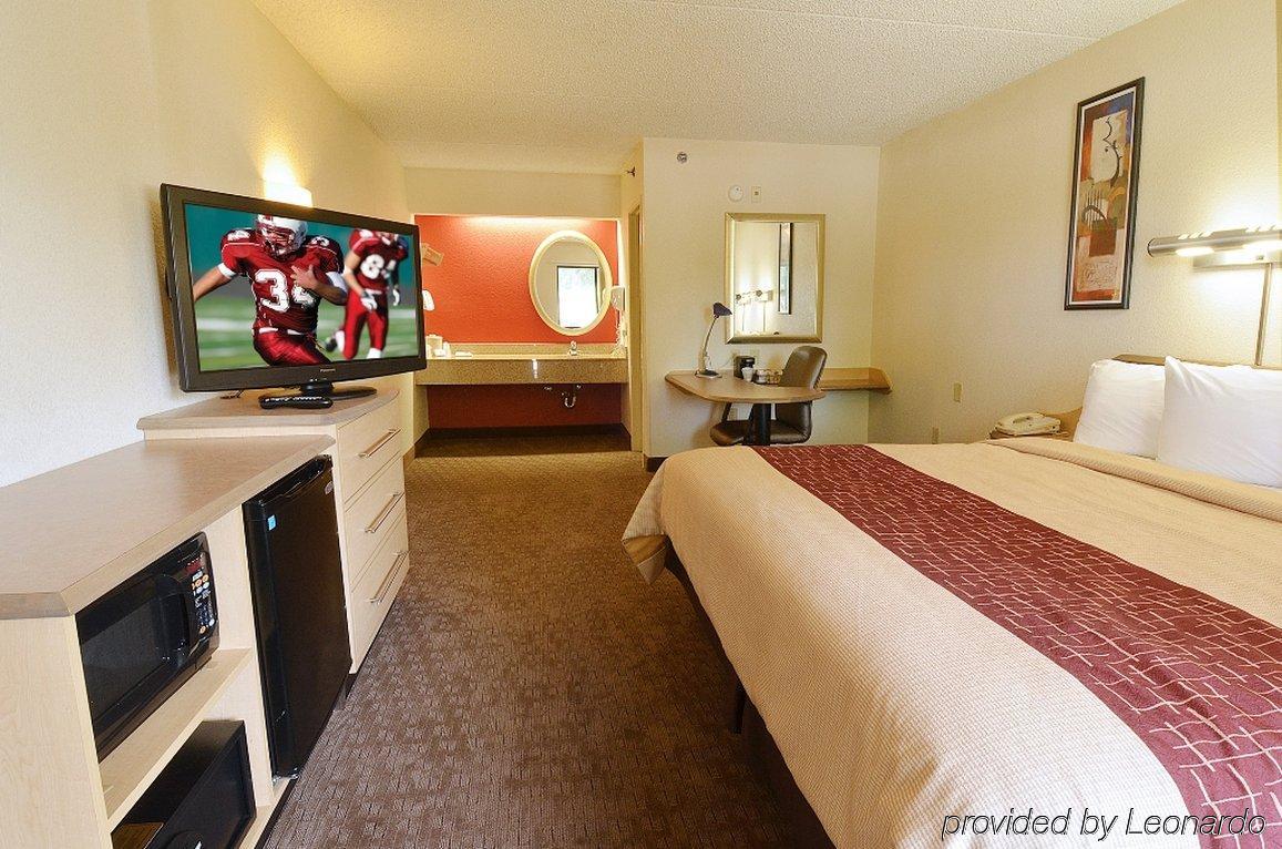 Red Roof Inn Rockford East - Casino District Extérieur photo