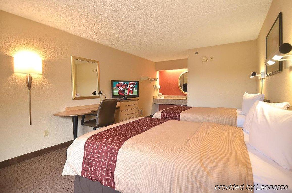 Red Roof Inn Rockford East - Casino District Extérieur photo