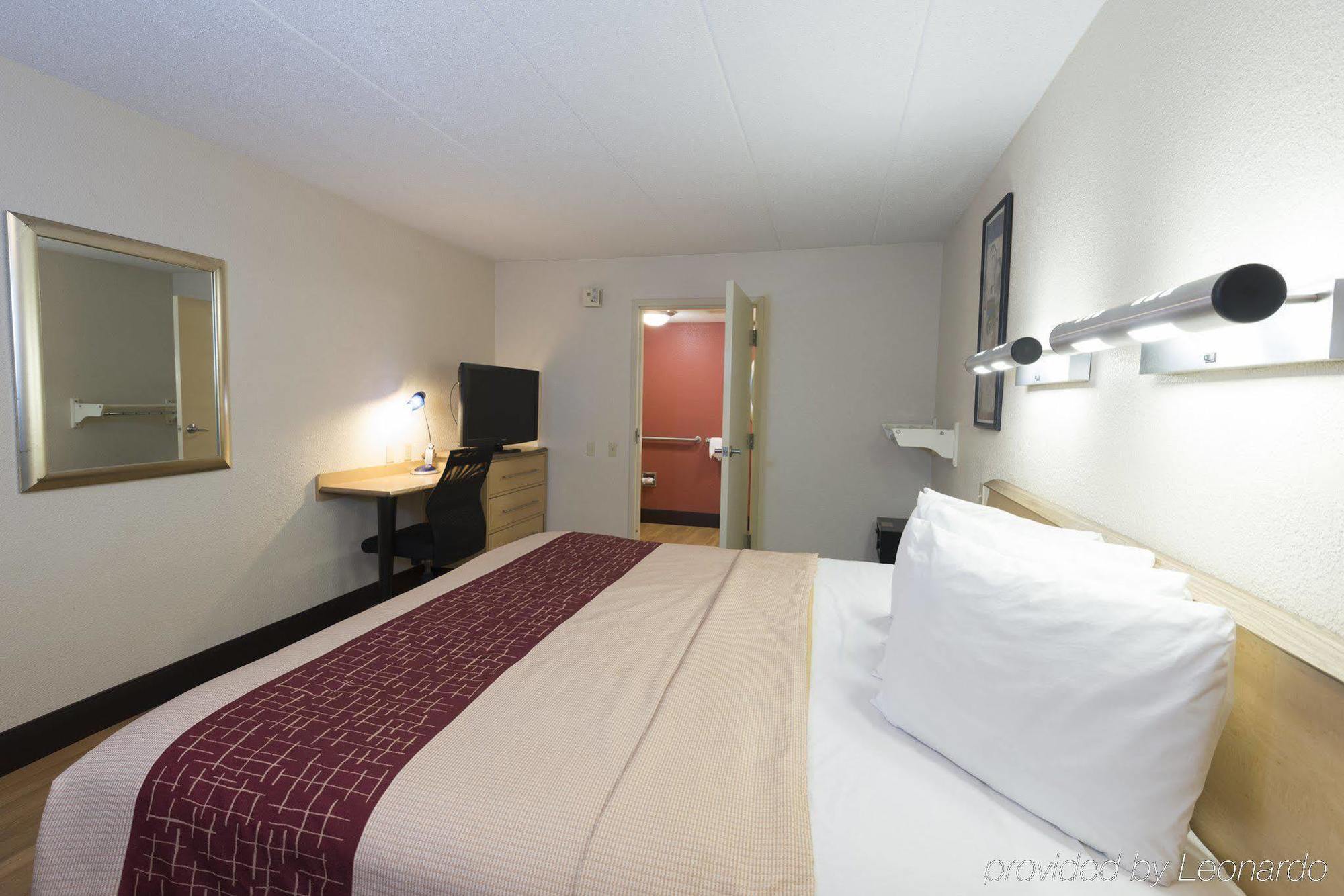 Red Roof Inn Rockford East - Casino District Extérieur photo