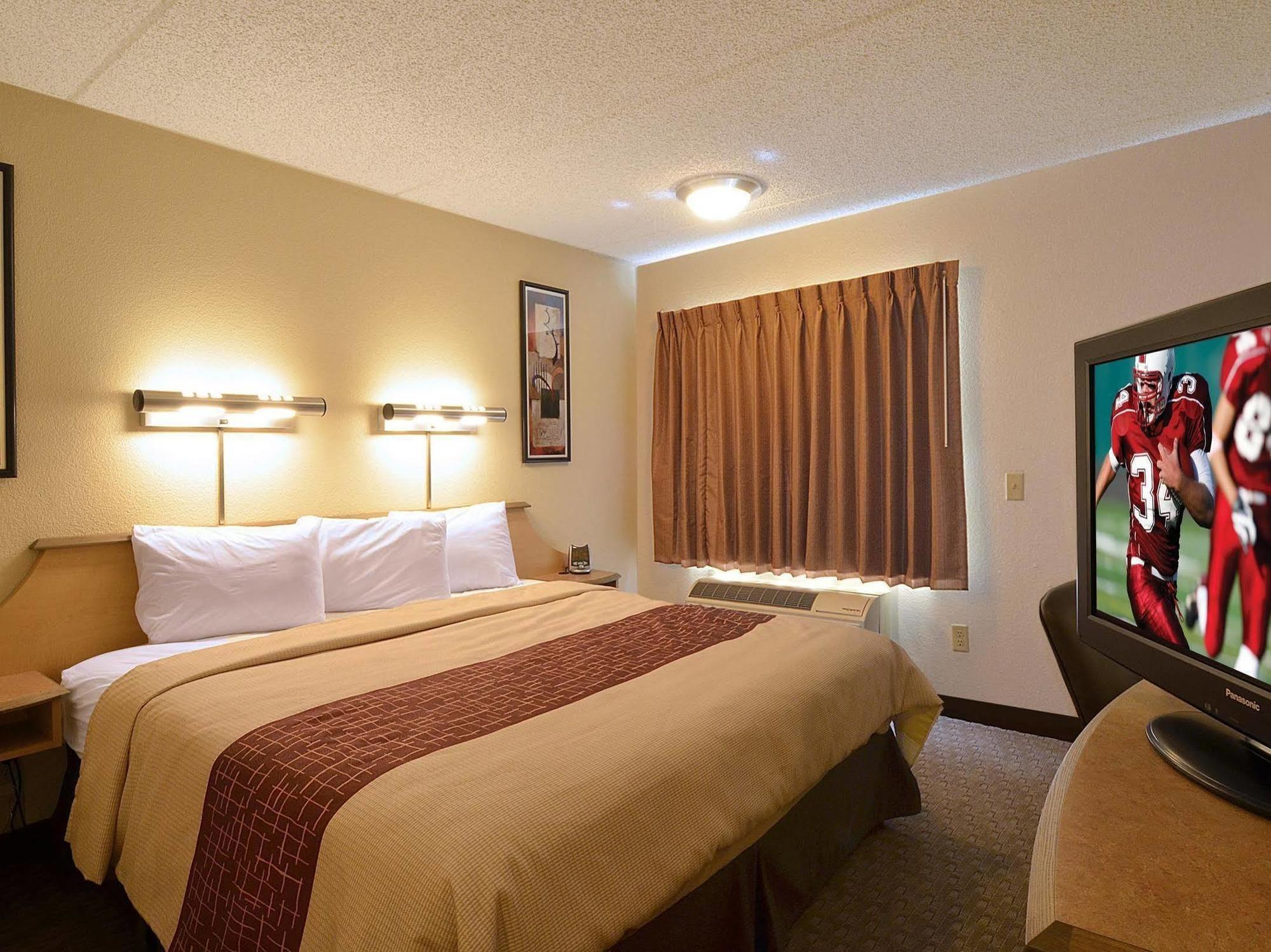 Red Roof Inn Rockford East - Casino District Extérieur photo